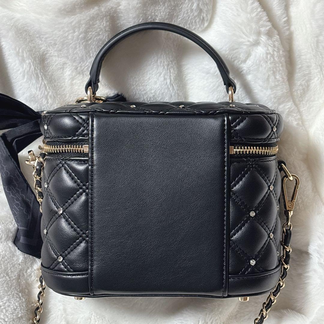 RANDA ランダ バニティバッグ ショルダー キルティング 黒 ホビ垢
