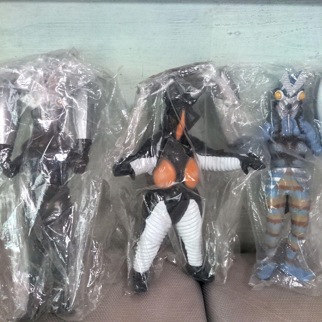 バルタン星人2代目バルタン星人、ゼットン ビッグサイズソフビ 3体セット