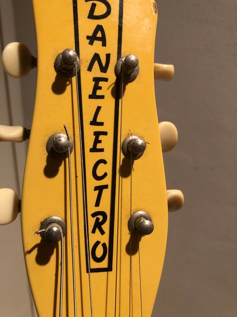 セ*ド様 Danelectro エレキギター