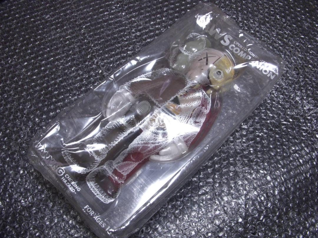 KAWS COMPANION OPEN EDITION FLAYED ブラウン 抽選販売 KAWS COMPANION OPEN EDITION & KAWS COMPANION (FLAYED