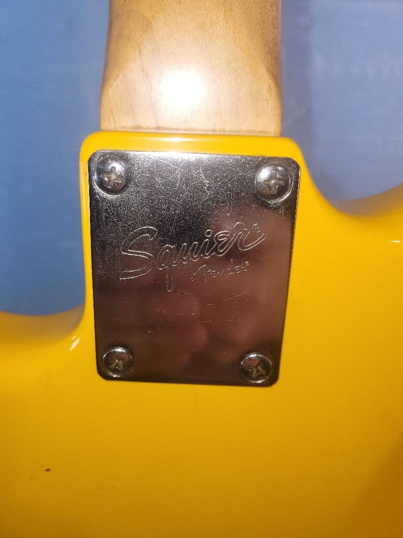 Squier by Fenderストラトキャスター イエローソフトケース付