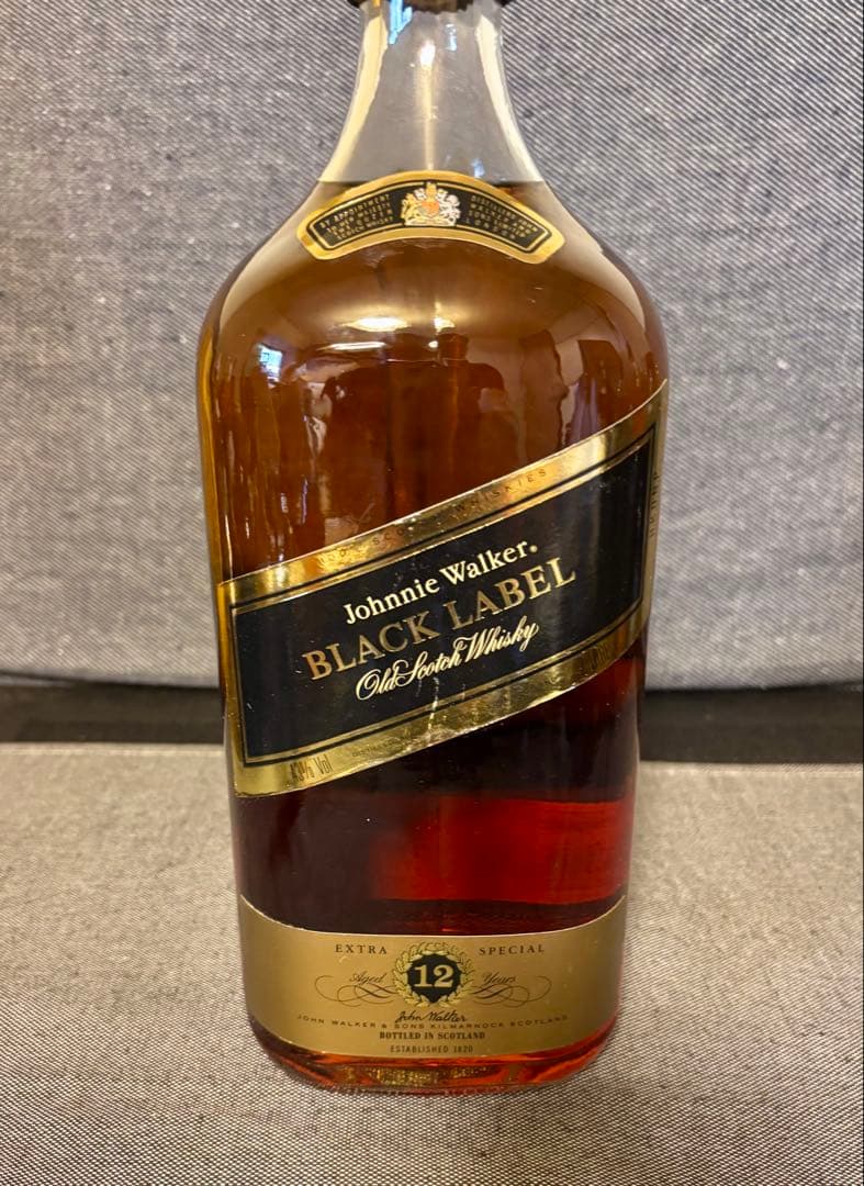 ジョニーウォーカー ブラックラベル 2リットル特大ボトル 未開封