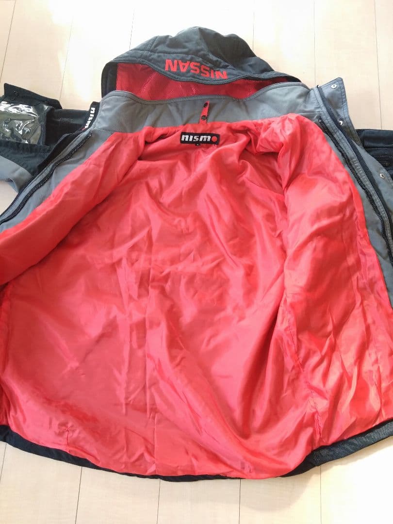 NISSAN NISMO ジャンパー ブラック/レッド - メルカリ