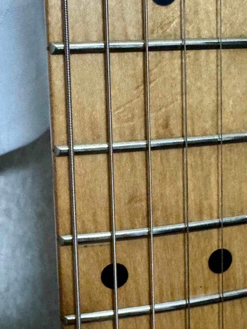 Squier by Fender スクワイヤーのストラト 黒色 メイプルネック