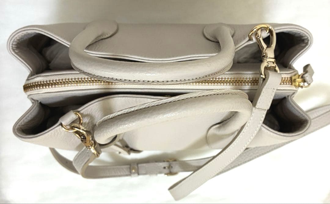 銀座かねまつ レザー ハンドバッグ ショルダーストラップ付き