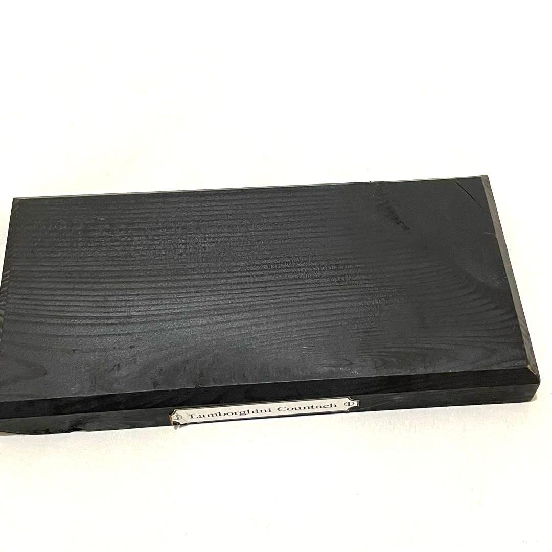 ランボルギーニ カウンタック クリスタル ガラス 置物 台座付き