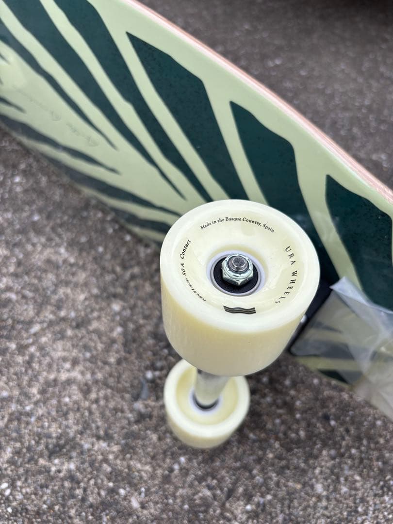 新品未使用yow アリツ・アランブル 32.5 ヤウ スケート サーフ