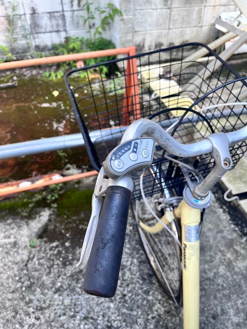 配達用、北鎌倉電5灯電動アシスト自転車 クリーム色 前カゴ付きパナソニック