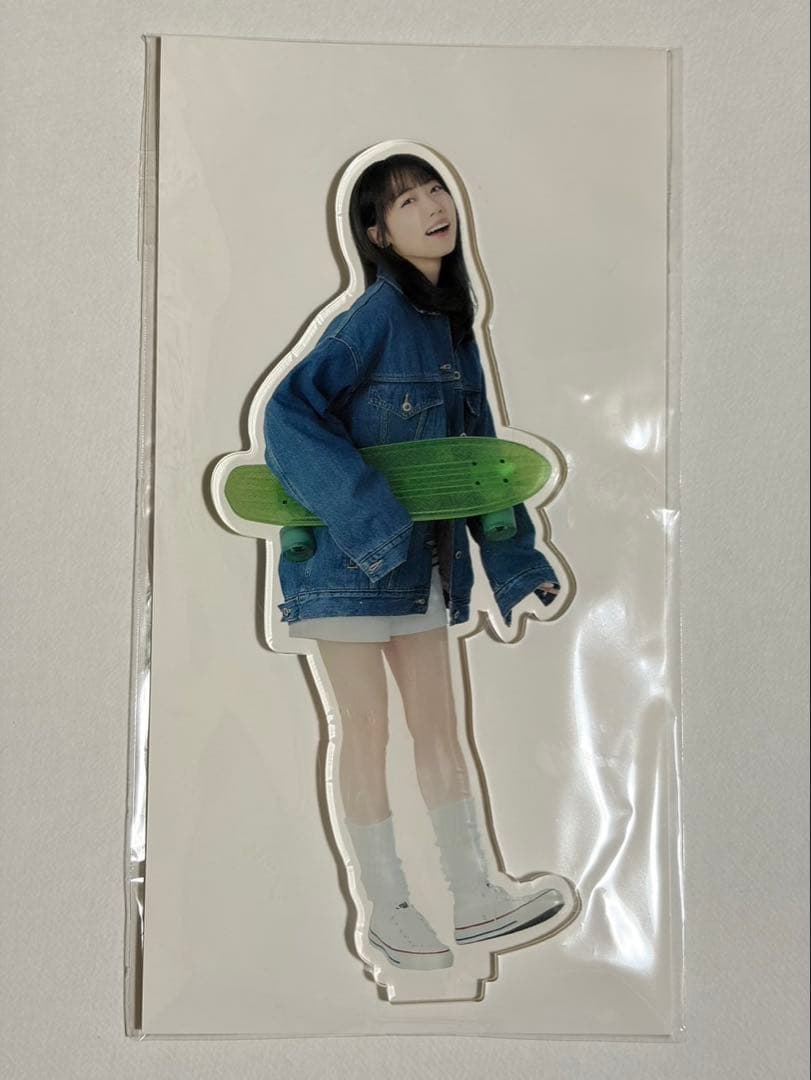 来栖りん アクスタ② - メルカリ