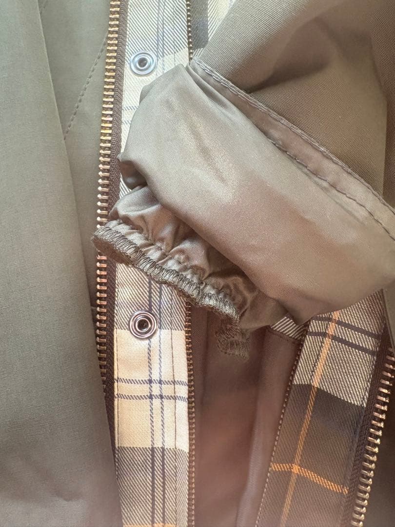 Barbour オリーブジャケット