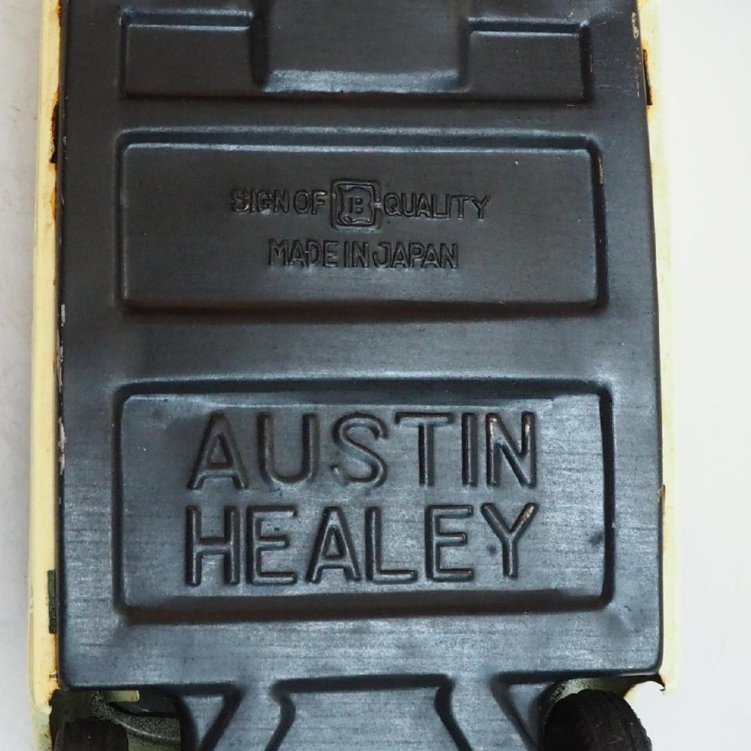 萬代屋【オースチン ヒーレー100SXクーペ白ソフトトップ】ブリキ tin 箱無