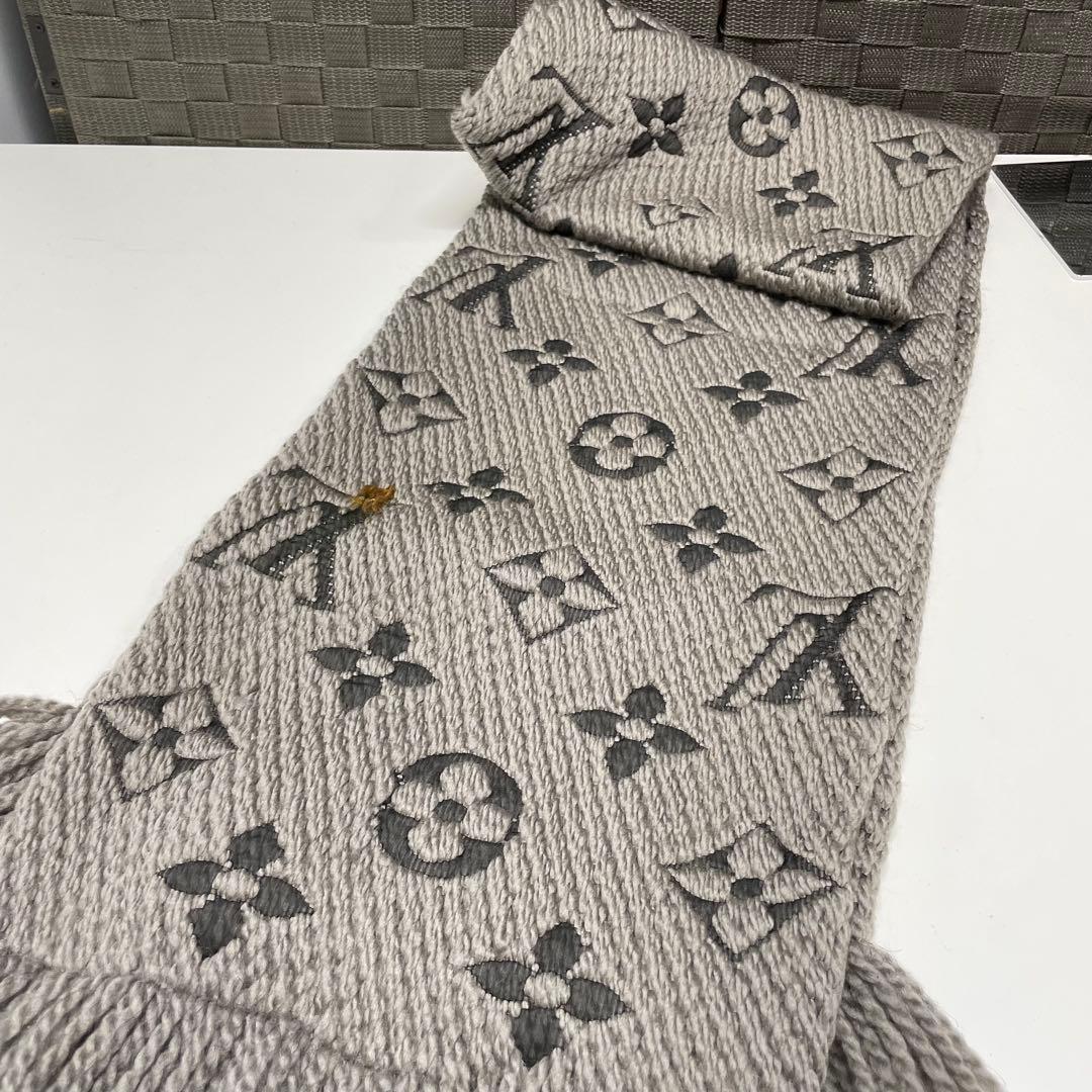 LOUIS VUITTON エシャブルロゴマニア グレー マフラー ✨極美品