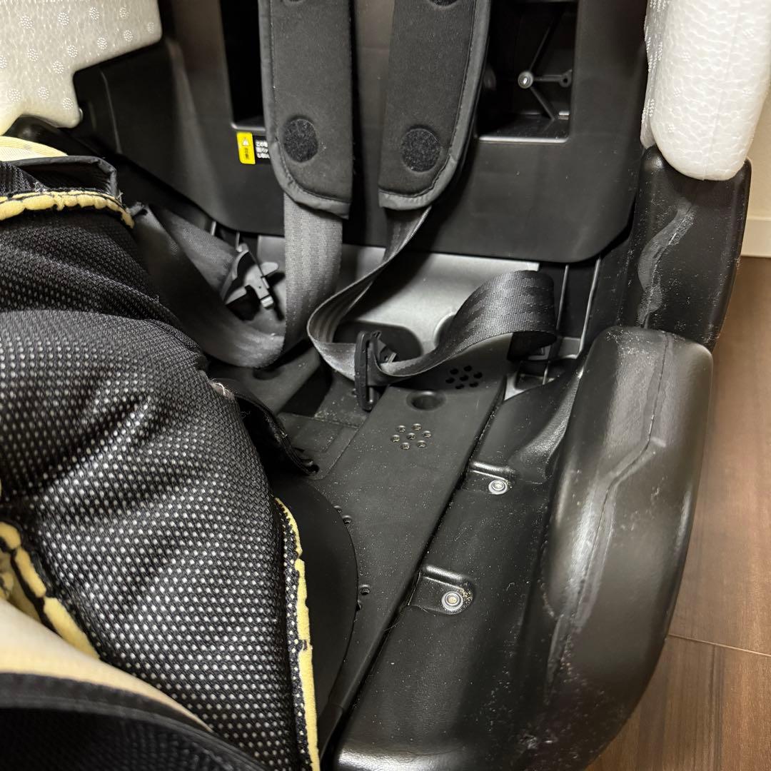 Aprica フォームフィットセーフティプラス ISOFIX R-129