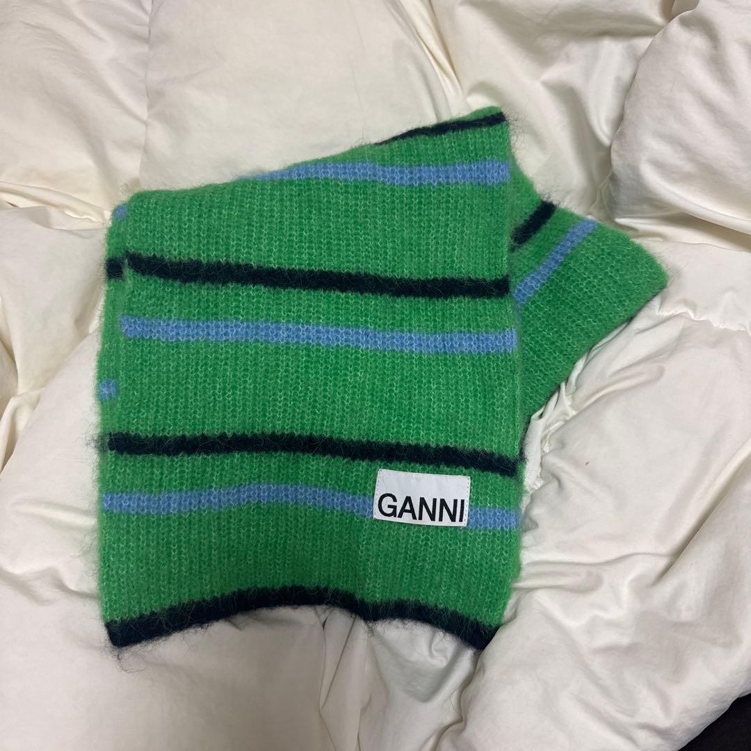 ganni ボーダー ニットマフラー