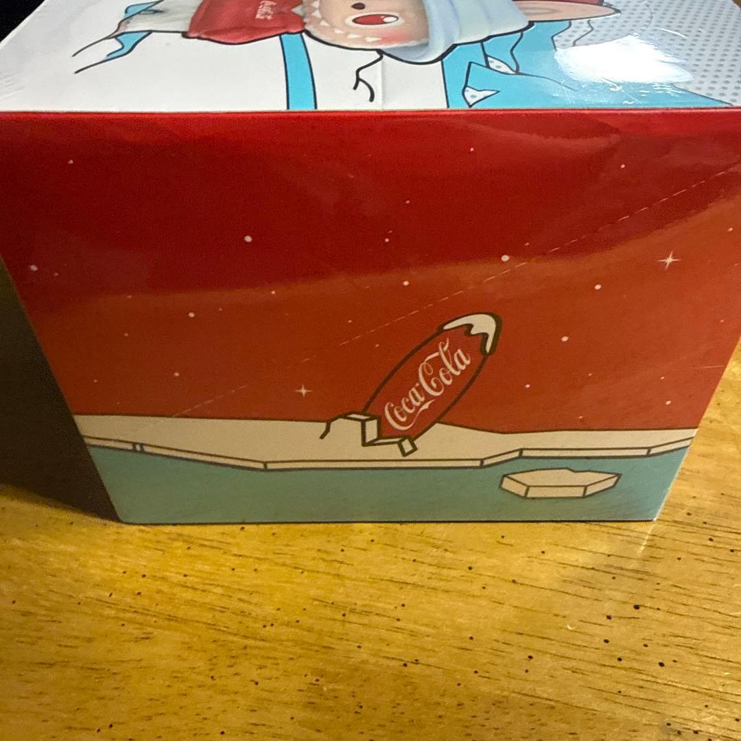 the monsters coca cola ラブブ フィギュア