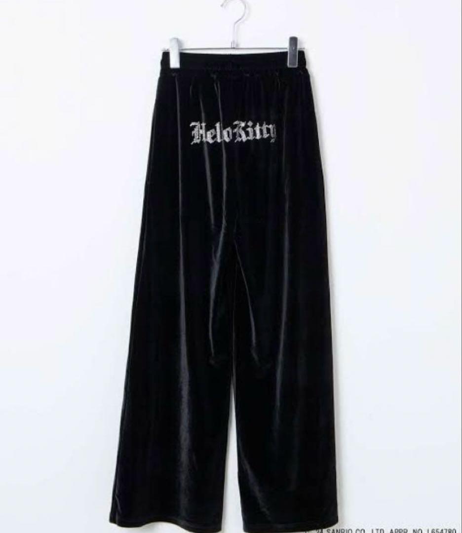 未使用　WEGO ハローキティ ベロア セットアップ ブラック
