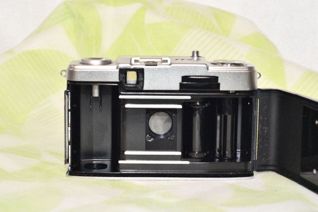 《動作品》OLYMPUS PEN EES-2