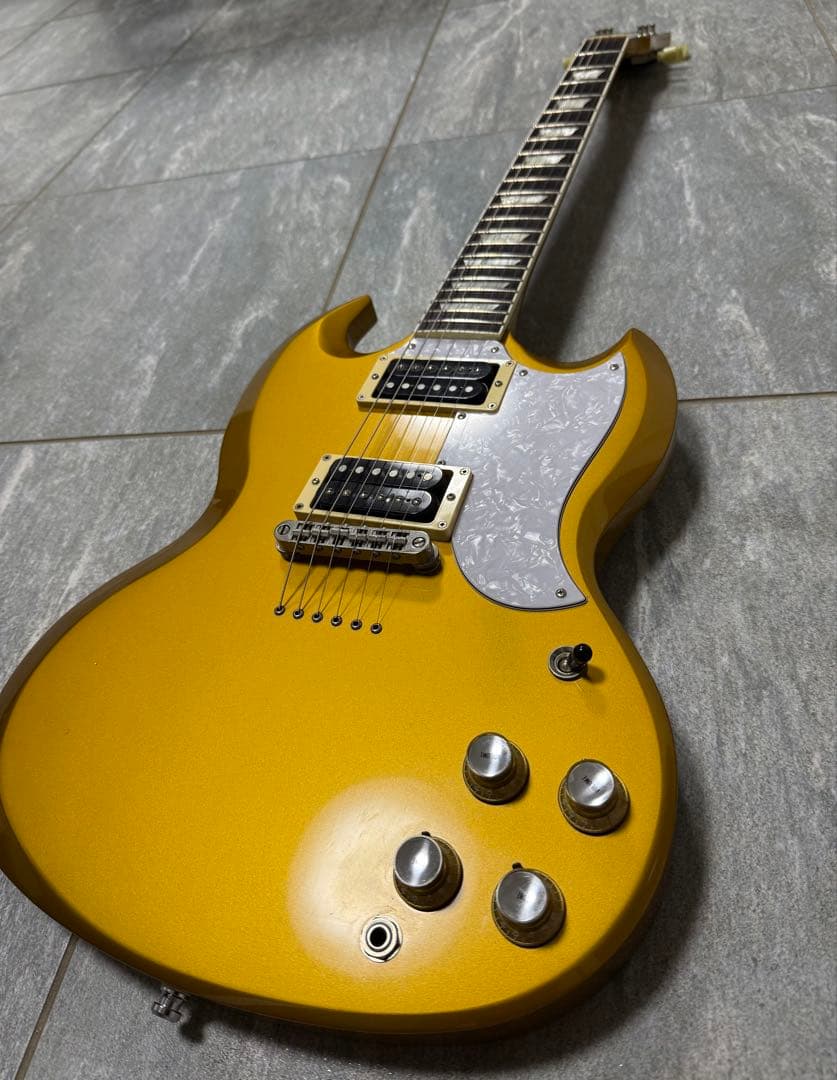 フジゲン製SG　FGN New Classic エレキギター ゴールド