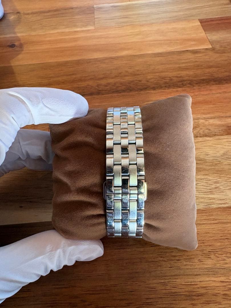 GUCCI 腕時計 5500M ブラック