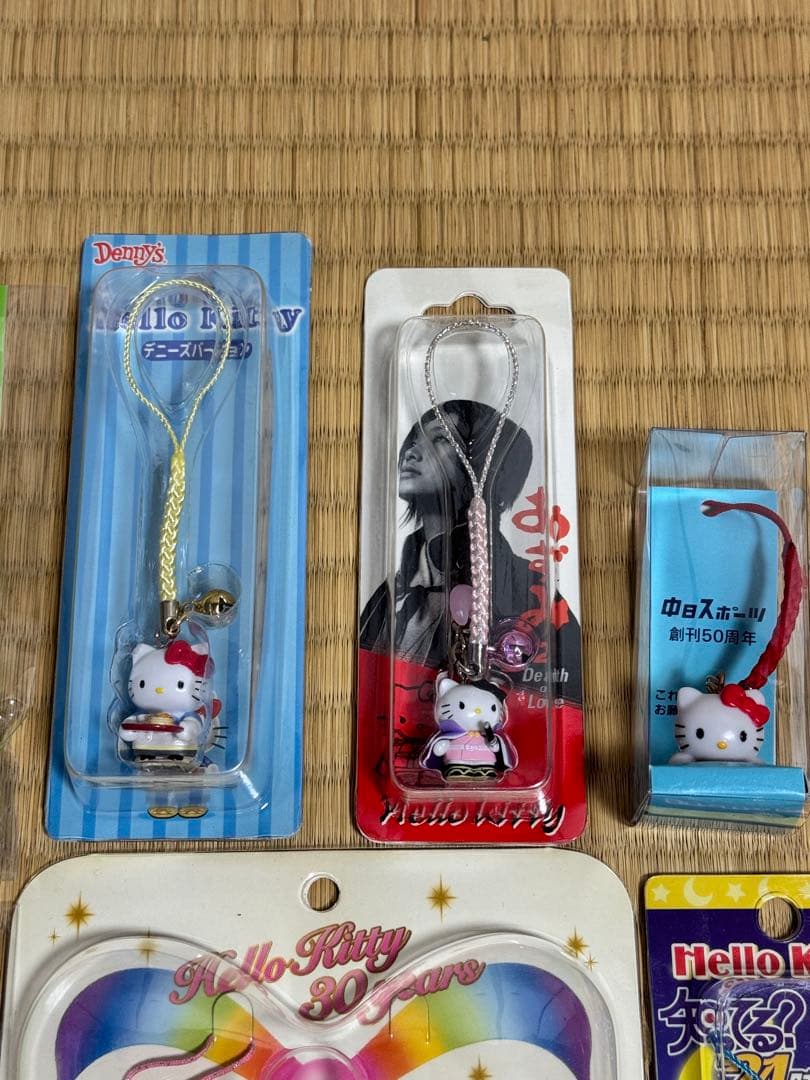 レア　キティ　根付け　ストラップ　まとめ売り　65点