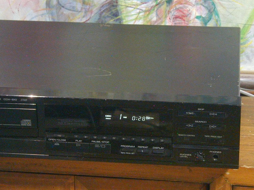 ☆ヤマハ CDプレーヤー、CDX‐510。再生良好。キズ多い補修あり。