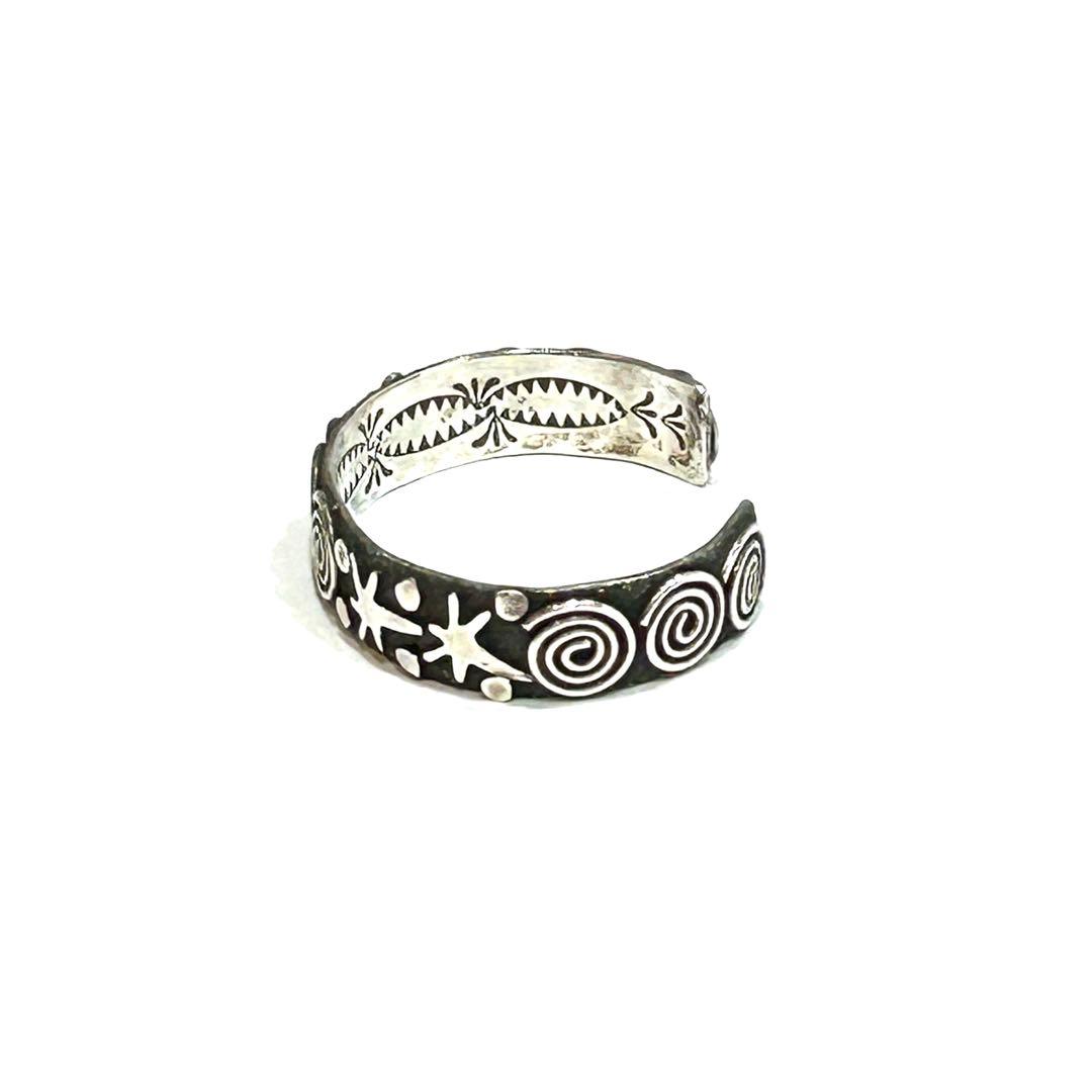 美品 ナバホ族 Alex Sanchez アレックス サンチェス バングル