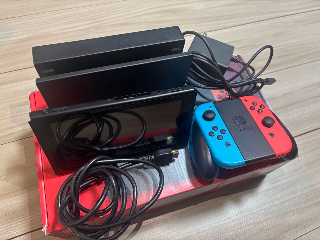 Nintendo Switch 本体 青/赤 セット