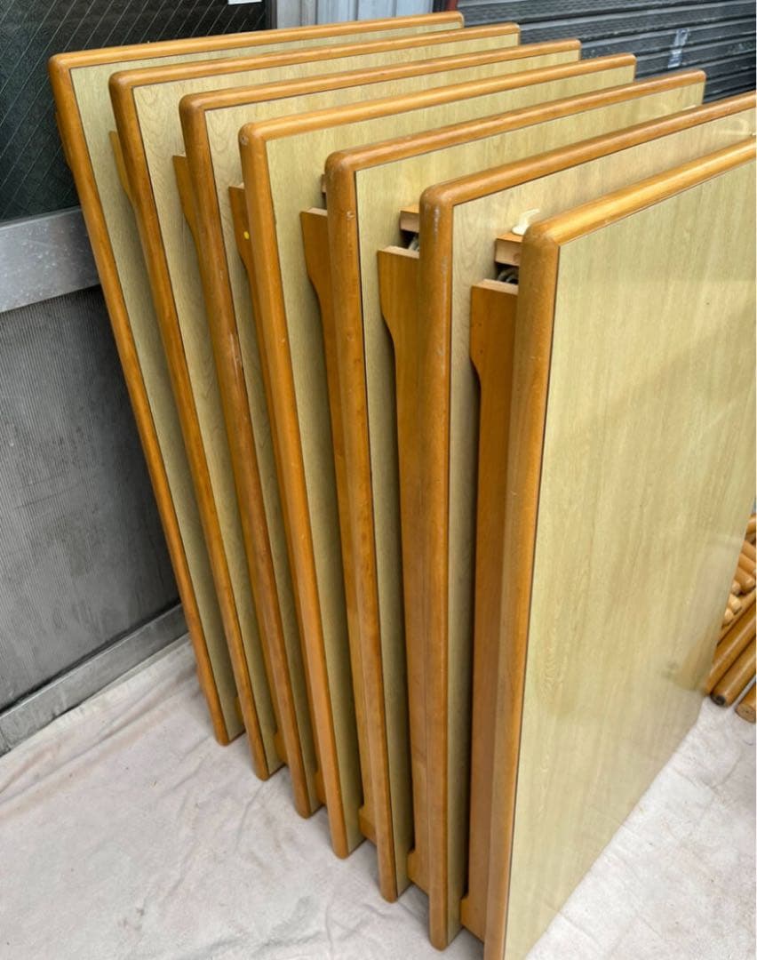 カリモク ダイニングテーブル 作業台 陳列台 台 店舗 テーブル 4台セット