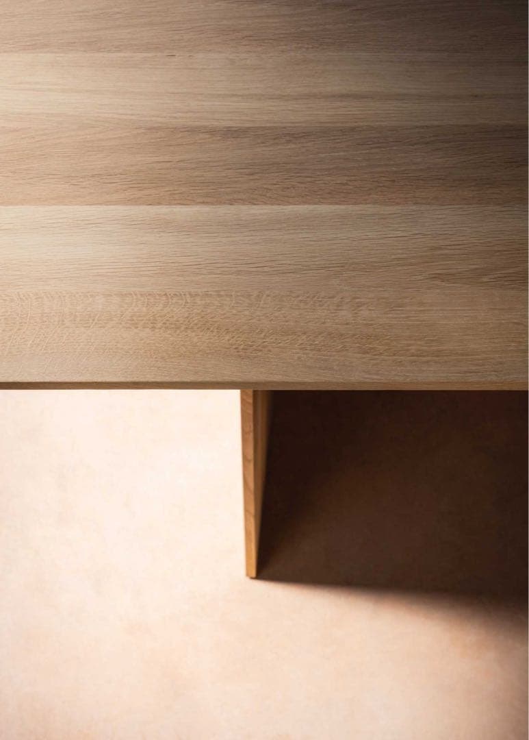 カリモクケーススタディ ダイニングテーブル コンランショップ 代官山