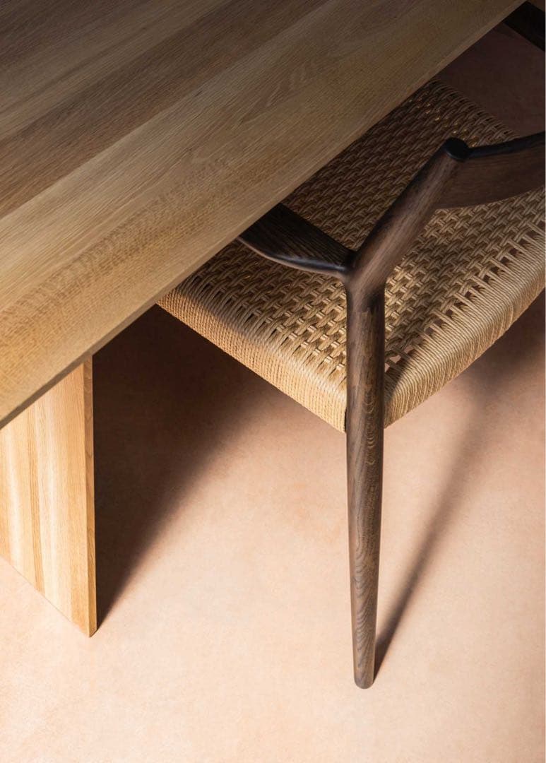 カリモクケーススタディ ダイニングテーブル コンランショップ 代官山