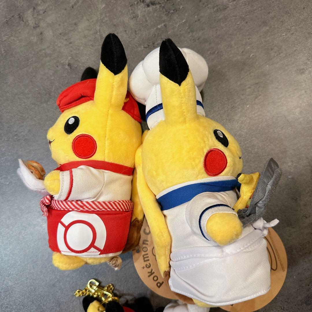 ピカチュウ ポケモンカフェ　ぬいぐるみ