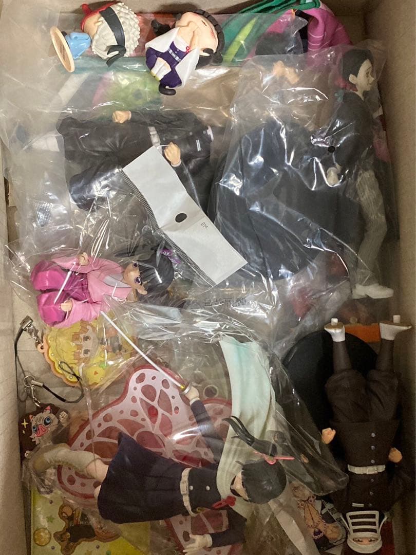 鬼滅の刃 大量 引退品 フィギュア グッズ まとめ売り 少年 ぬいぐるみ