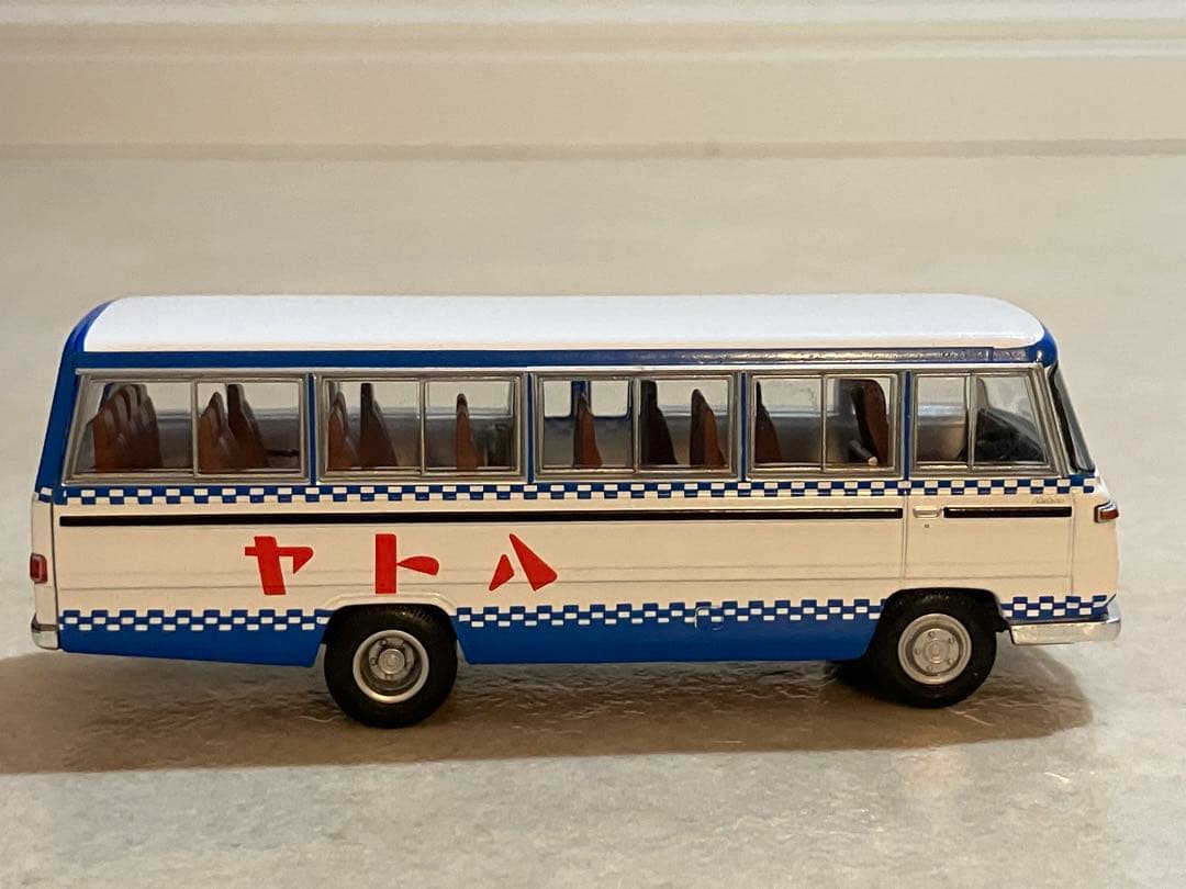 トミカ 日産シビリアン ハトヤホテル（ミニカー）