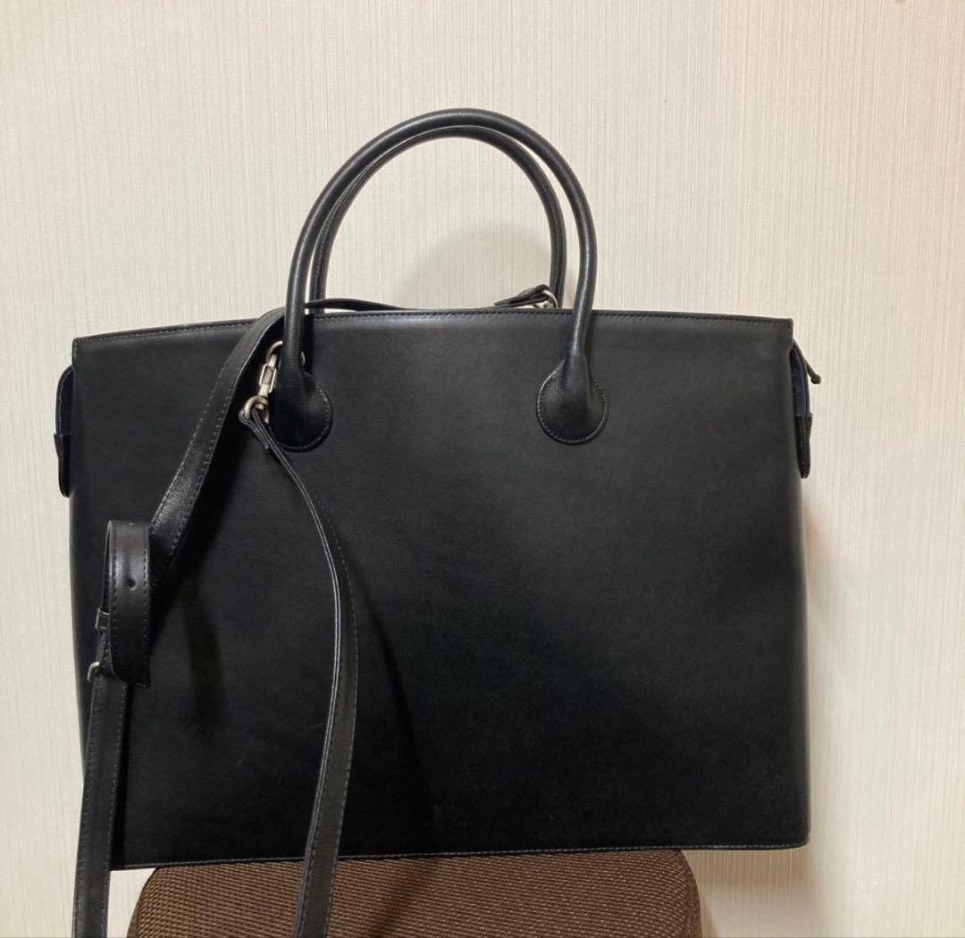 im ISSEY MIYAKE イッセイミヤケ 2wayレザーバッグ 黒