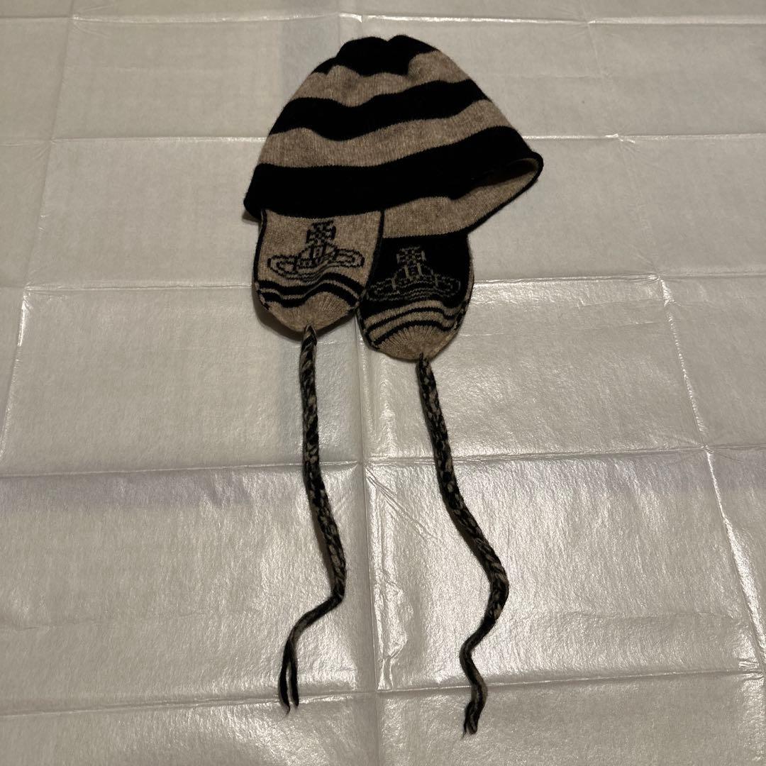 ヴィヴィアンウエストウッド 耳あて付きニット帽 ストライプ - メルカリ