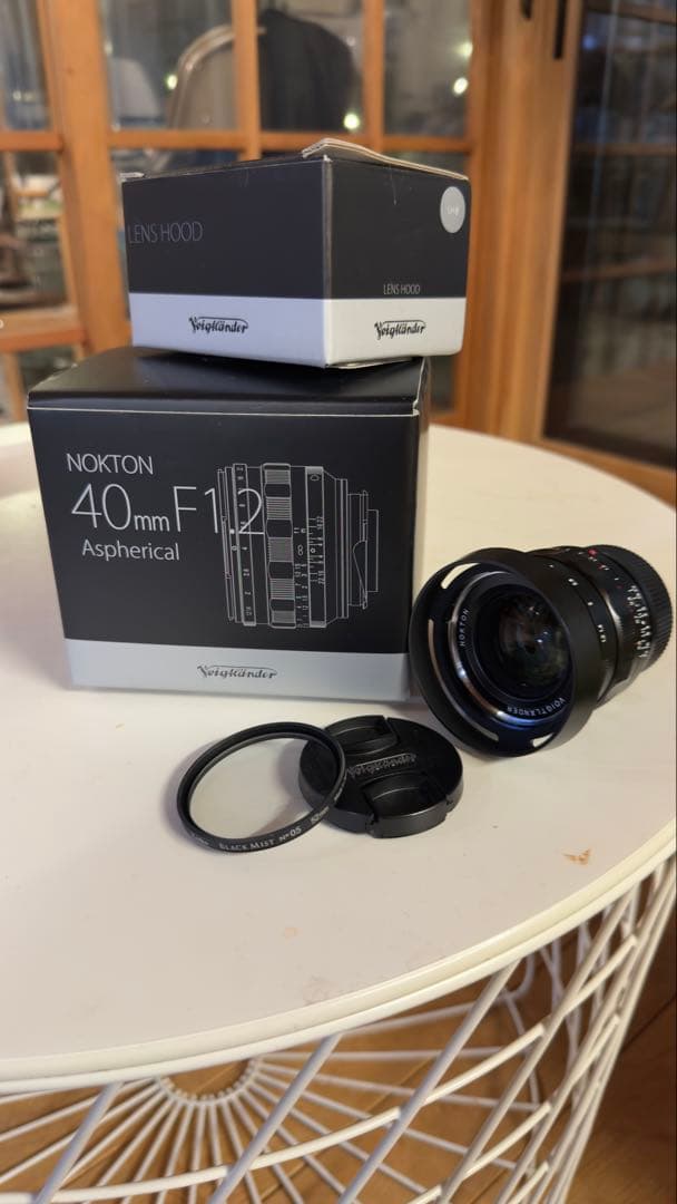 NOKTON 40mm F1.2 Aspherical VM レンズ＋フード付き NOKTON 40mm F1.2 Aspherical」VMマウント版が登場 - デジカメ Watch