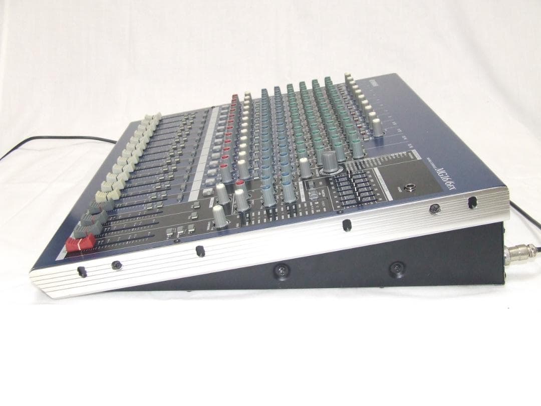 Yamaha MG16/6FX アナログミキサー