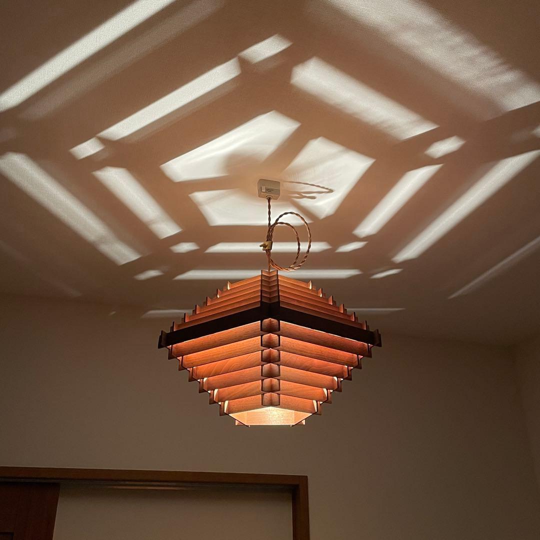 ウニコ ZEONG APROZ 木製ペンダントライト 階層デザイン