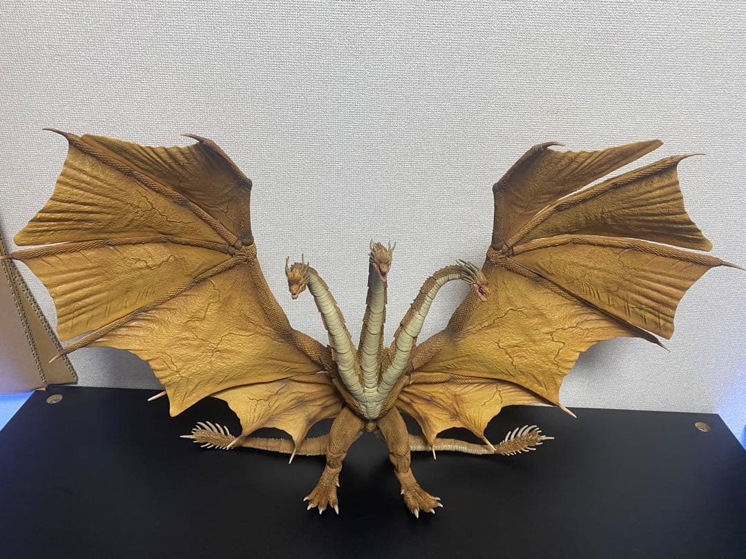HIYA Toys キングギドラ 2019 ゴジラ キング・オブ・モンスターズ