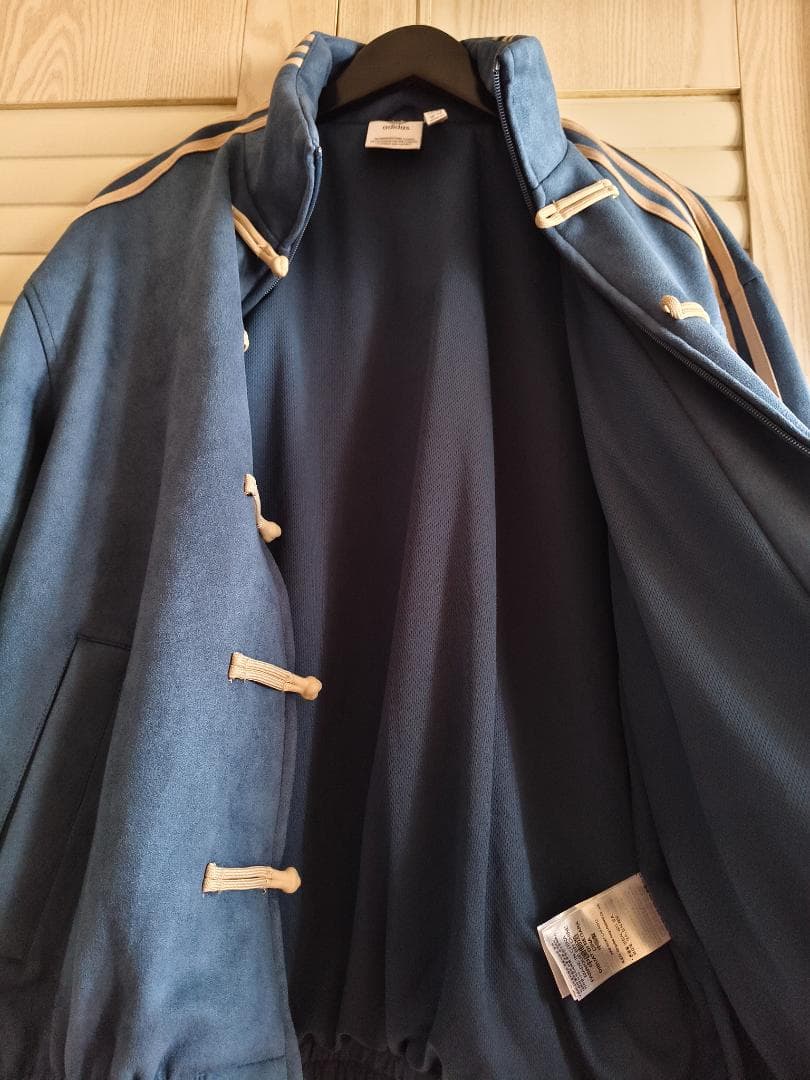 adidasアディダス 中国限定 蛇年トラックジャケット Mサイズ adidas