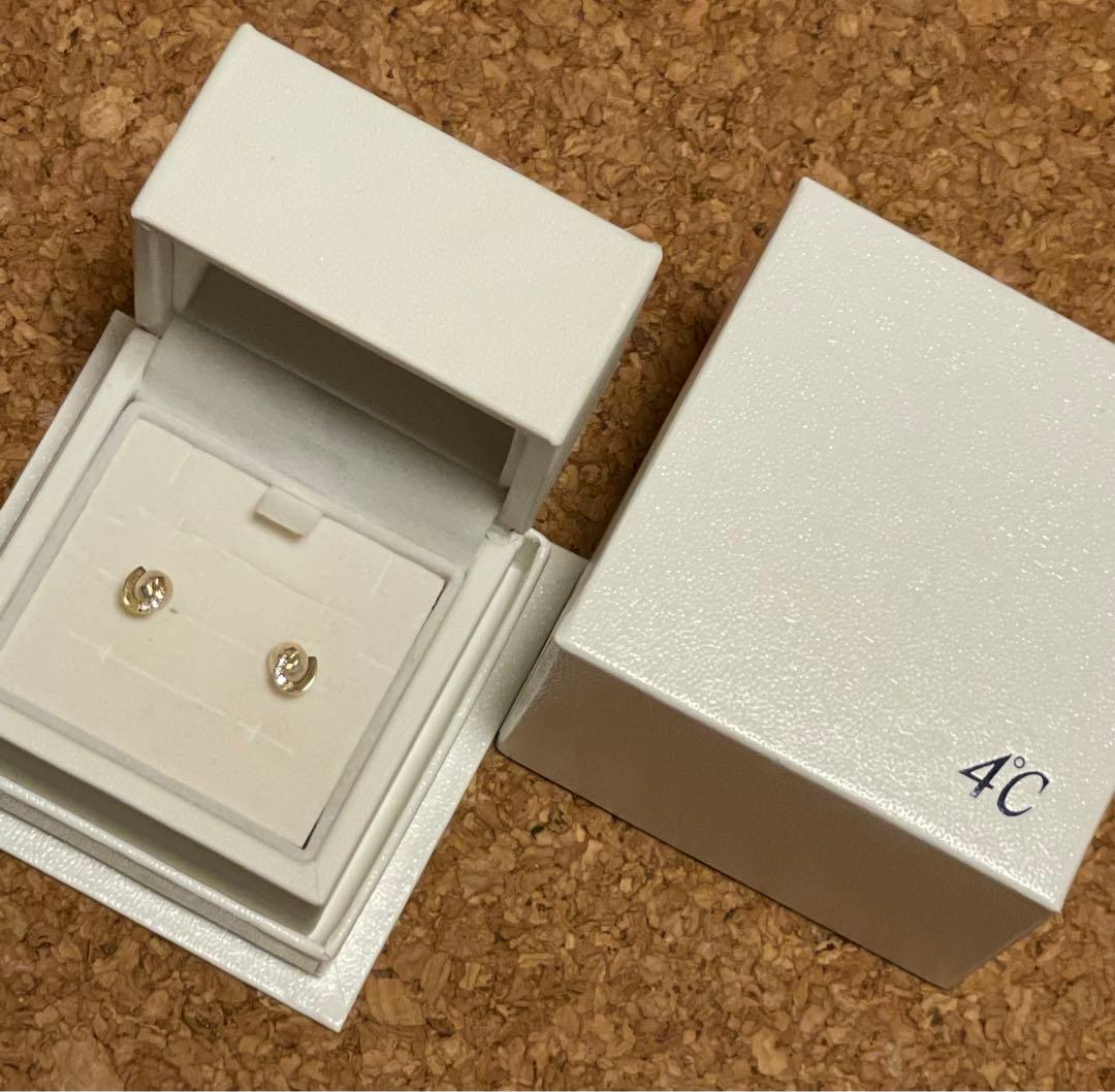 ◇感謝価格◇4℃◇ヨンドシー◇K10◇ホースシュージルコニアピアス