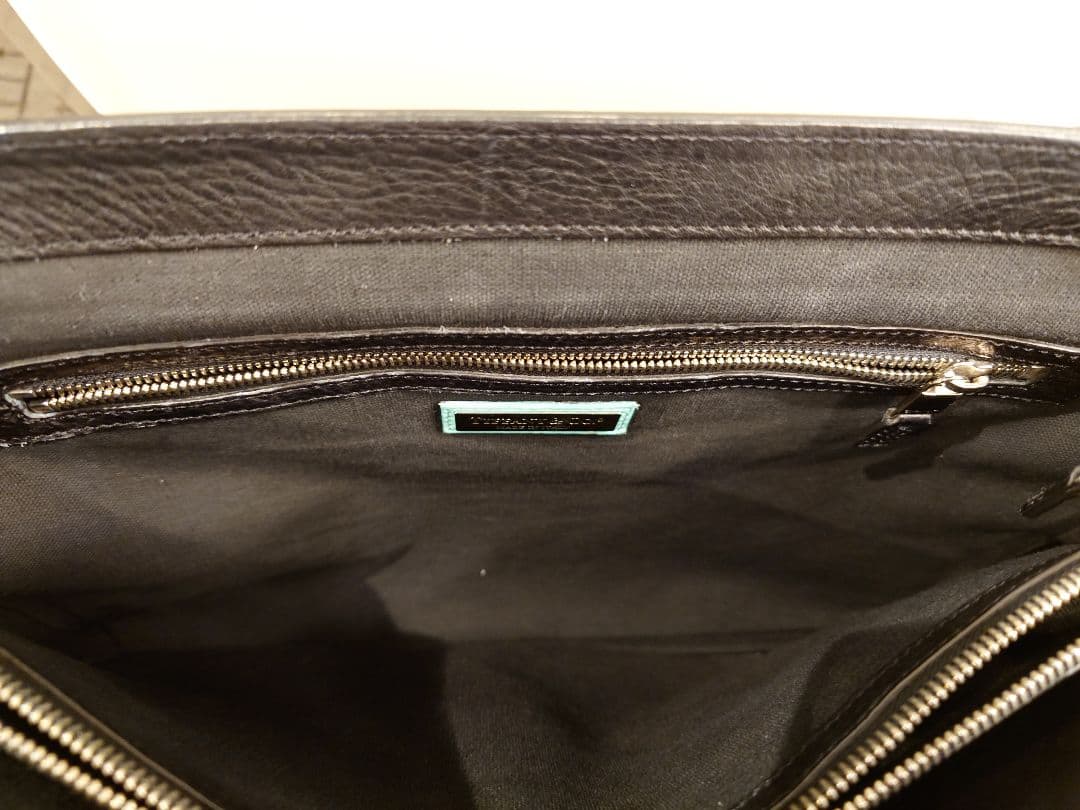 紫音様 Tiffany & Co. 黒 レザービジネスバッグ