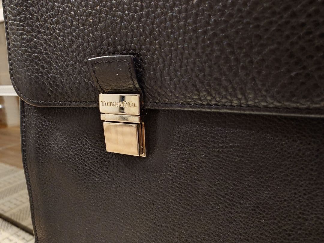 紫音様 Tiffany & Co. 黒 レザービジネスバッグ