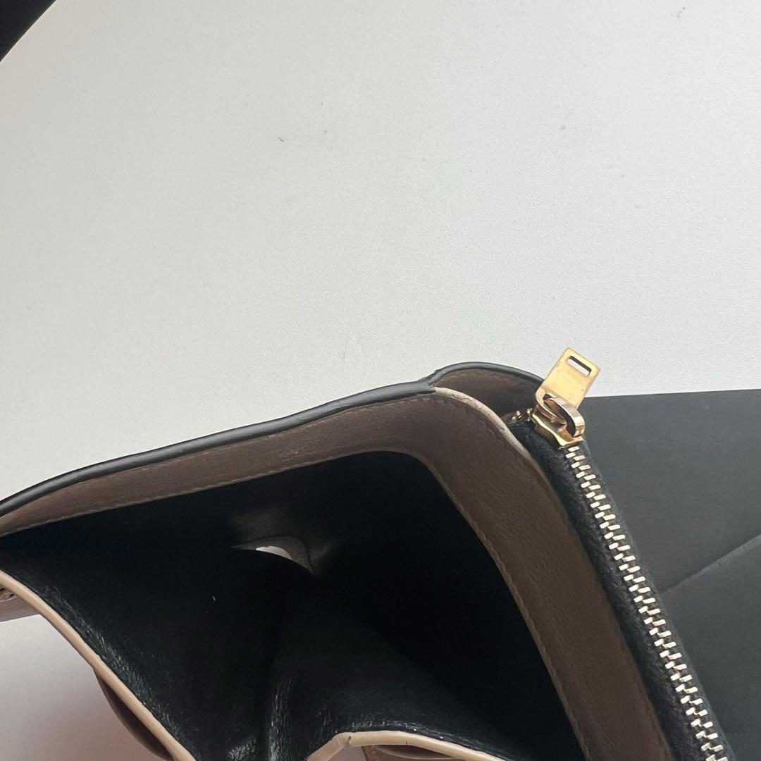 29 極上美品 SAINTLAURENT イヴサンローラン 2つ折り財布