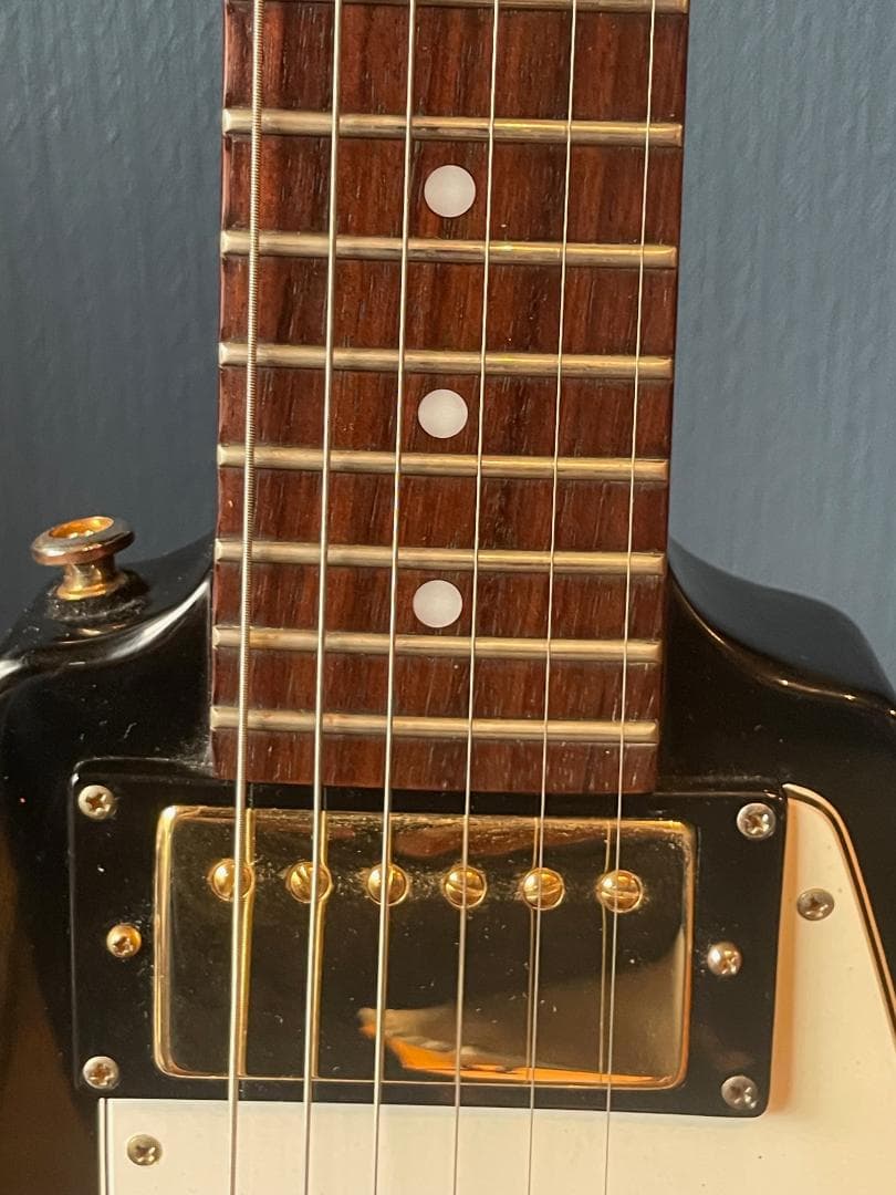 Epiphone フライングV ギターケース付き