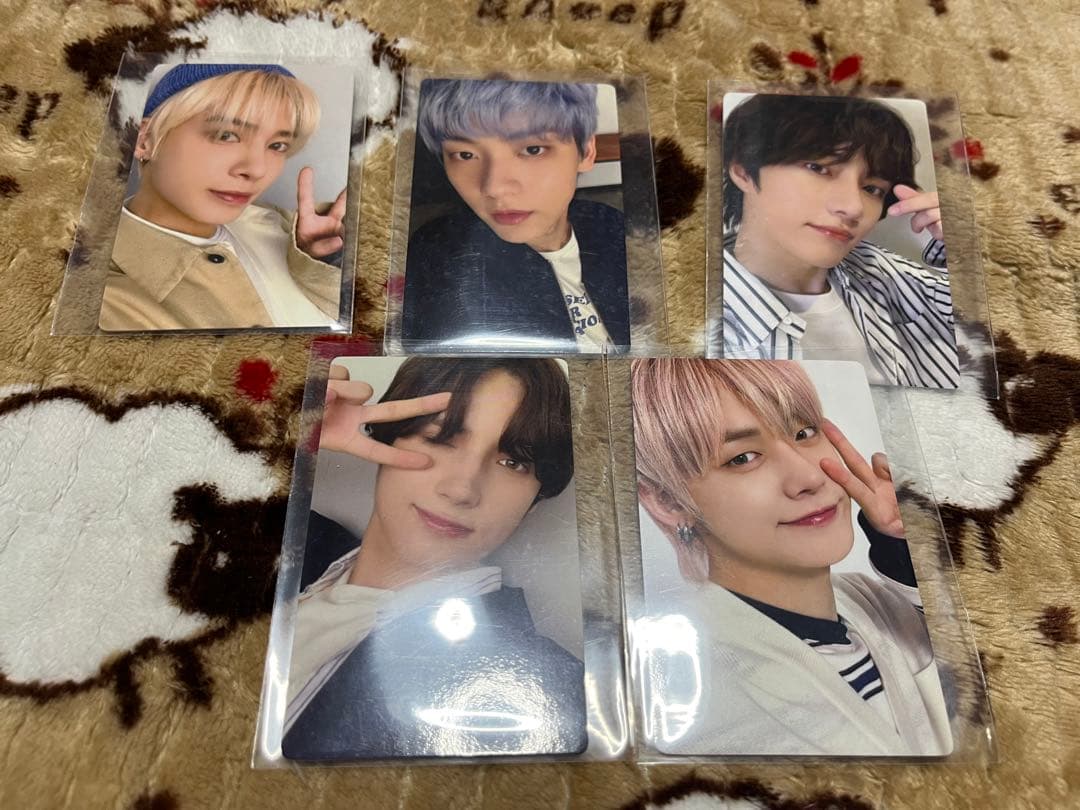 EXO BAEKHYUN ベッキョン 抽選 トレカ シリアルコード 4枚 EXO