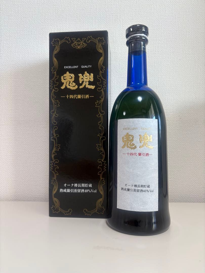 十四代蘭引酒　鬼兜 焼酎 青色ボトル 専用箱付き　720ml 十四代蘭引酒 鬼兜 焼酎 青色ボトル 専用箱付き 720ml Amazon.co.jp