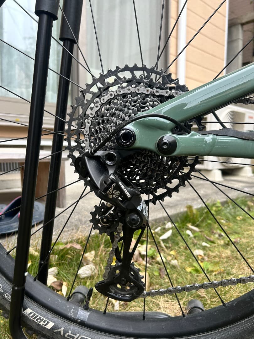 Stumpjumper Alloy MTBフルサス 29（サイズS3）