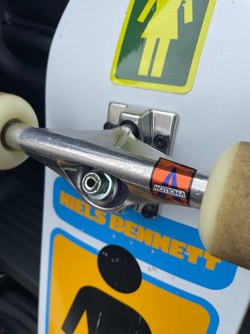 Niels Bennett スケートボード