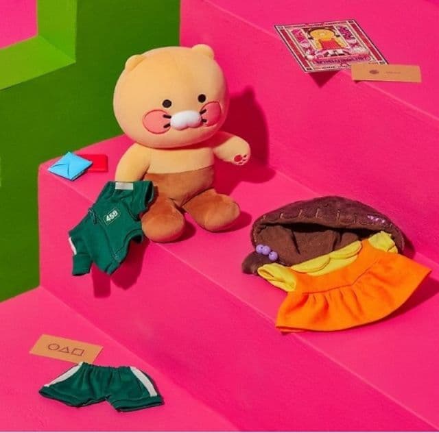 レア　新品ヨンヒXチュンシク着せ替えビッグぬいぐるみ　イカゲーム